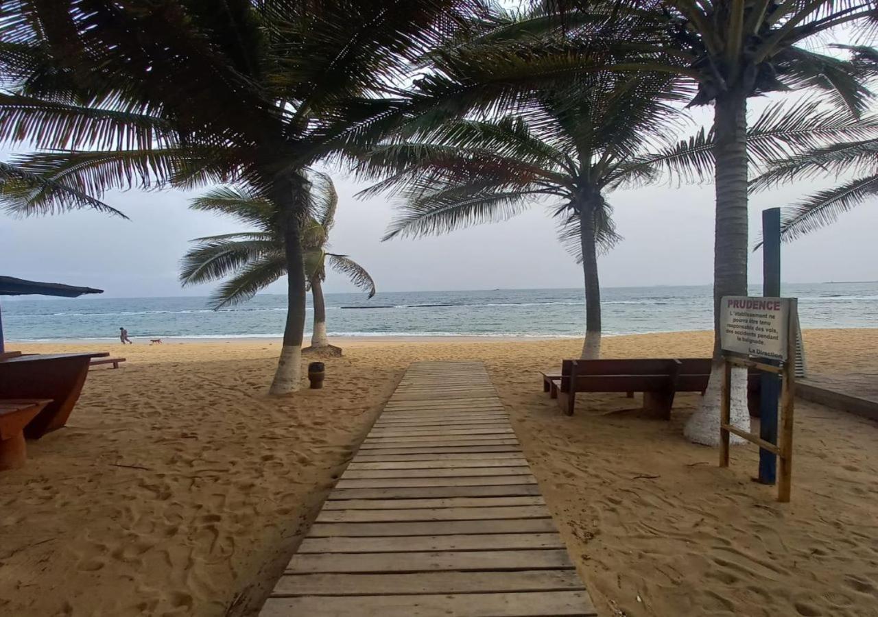 Cocobeach-Hotel Ломе Экстерьер фото